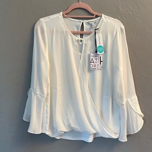 NWT size small 41 Hawthorn SuttonMixed Material Bell Sleeve Surplice Blouse